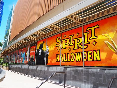 SPIRIT HALLOWEEN 